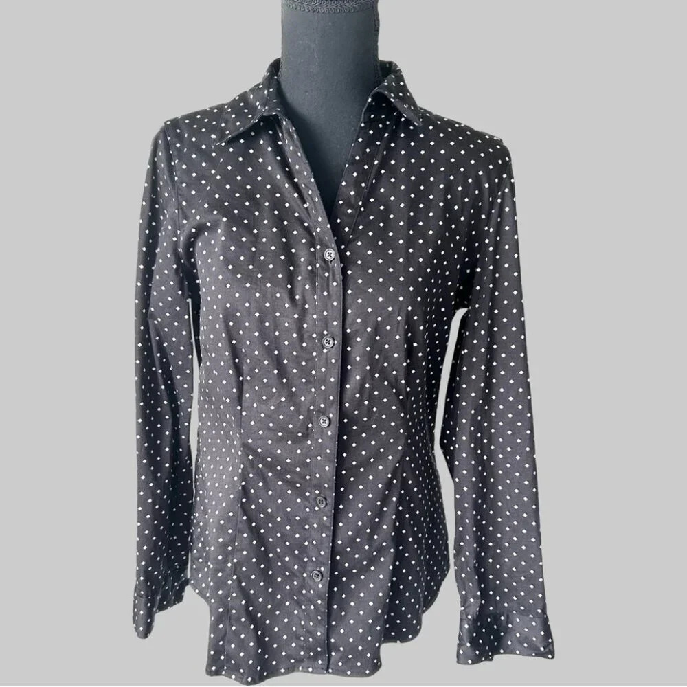 Chico’s Black Polka Dots Stretch Button Down Shirt